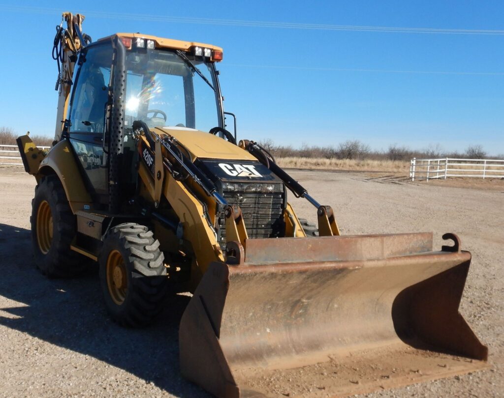 2015 Caterpillar 420F IT