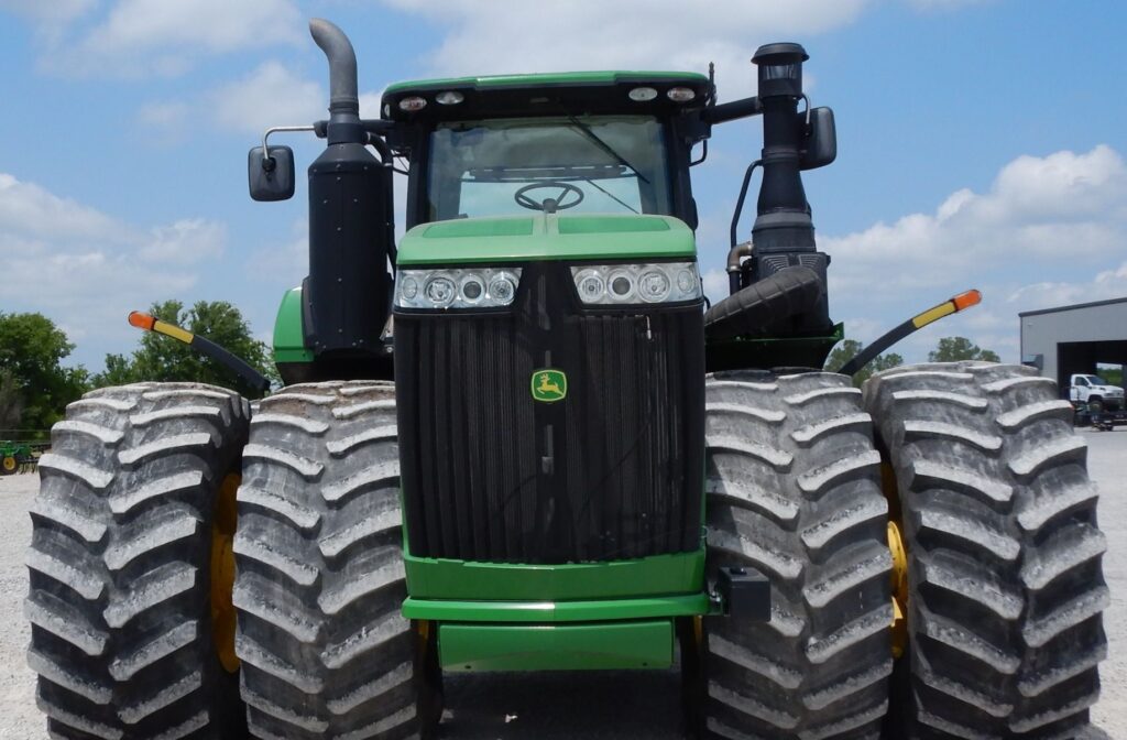 2015  John Deere 9520R 4WD