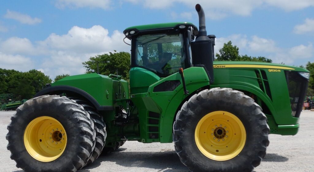 2015  John Deere 9520R 4WD