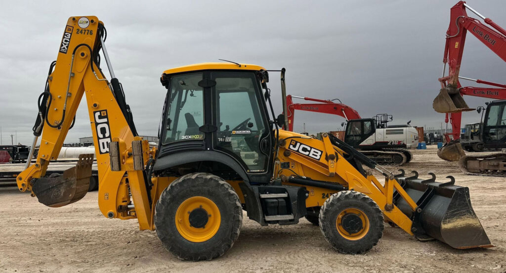 2022 JCB 3CX