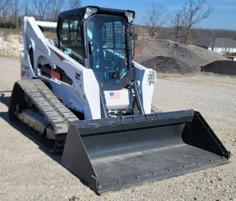 2022 Bobcat T870